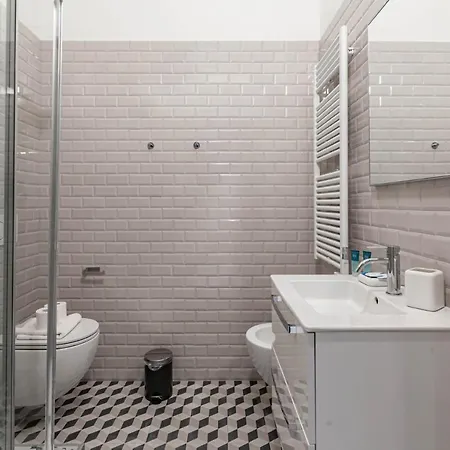 Easylife: Cozy Retreat In Milan's Historic Center * Milan